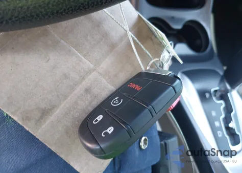 2013 Dodge Journey Sxt from USA, damaged, VIN 3C4PDCBG0DT625876